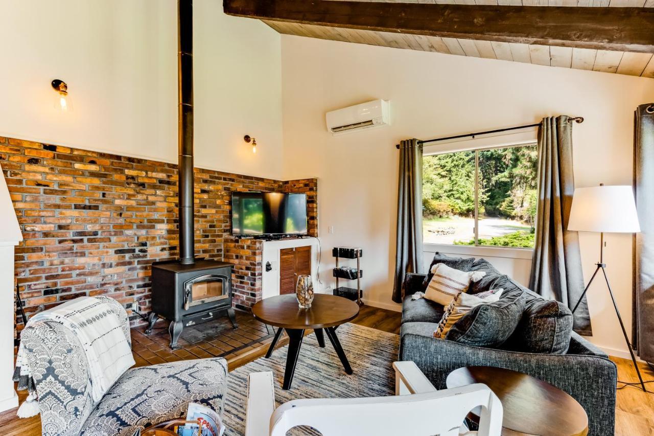 Tall Cedars Cabin By The Water Eastsound Esterno foto